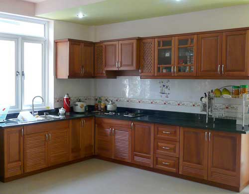 Tủ Bếp gỗ căm xe cao cấp có cửa sổ
